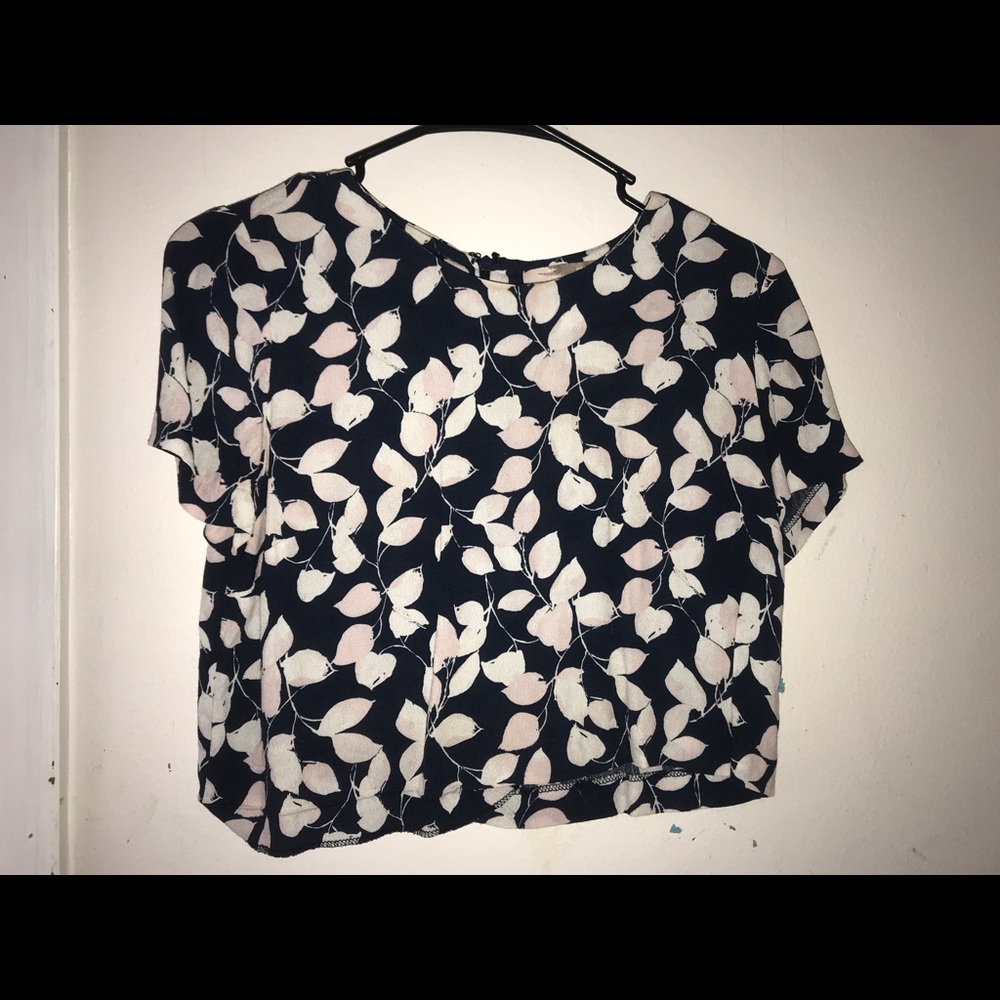 Blue shirt sleeved cropped shirt